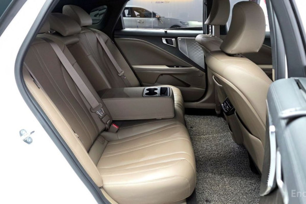 2023 Kia K8 с пробегом 47 879 км