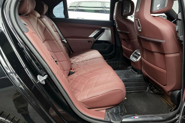 2024 BMW 7 серии с пробегом 27 829 км