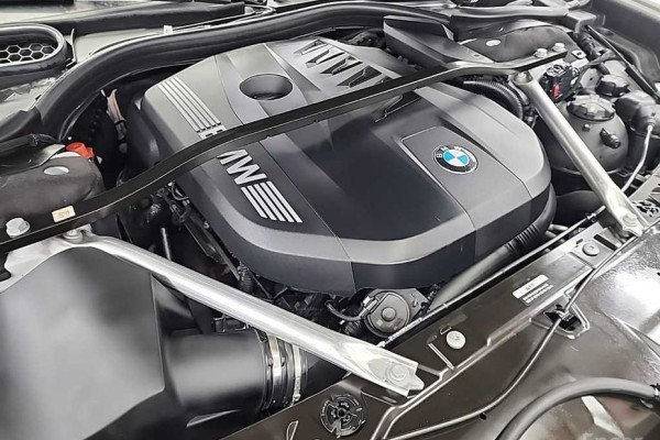 2024 BMW 7 серии с пробегом 23 060 км