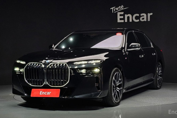 2025 BMW 7 серии с пробегом 28 458 км