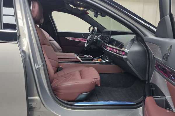 2025 BMW 7 серии с пробегом 5 576 км