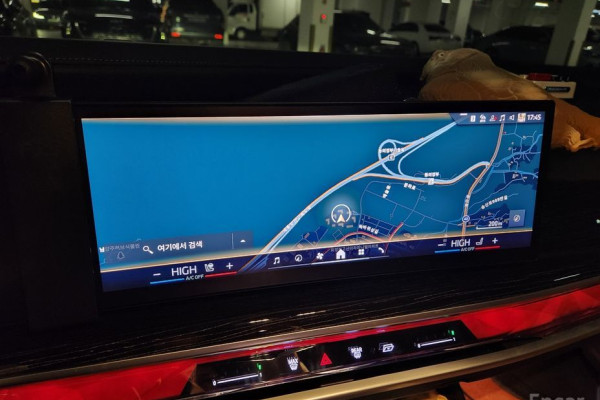 2025 BMW 7 серии с пробегом 18 000 км