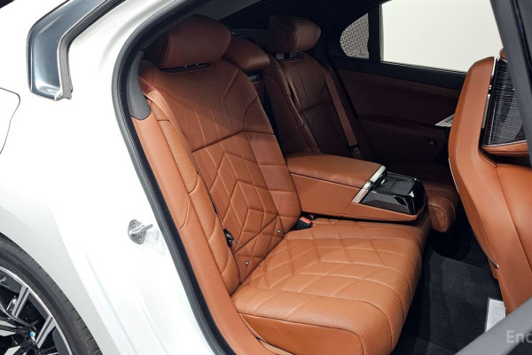 2025 BMW 7 серии с пробегом 9 567 км