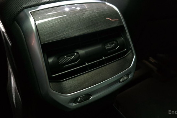 2023 BMW 7 серии с пробегом 12 228 км