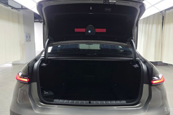 2025 BMW 7 серии с пробегом 5 576 км