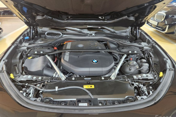 2024 BMW 7 серии с пробегом 4 300 км