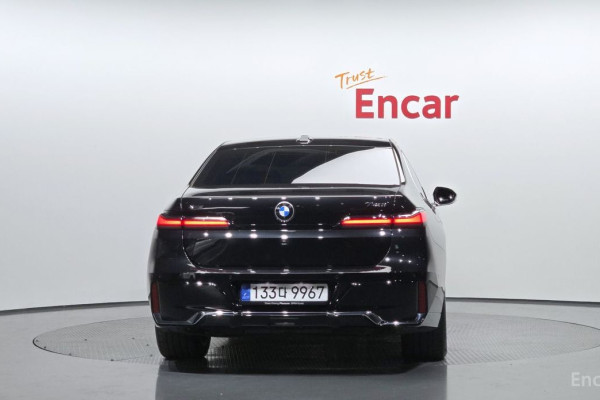 2025 BMW 7 серии с пробегом 17 598 км