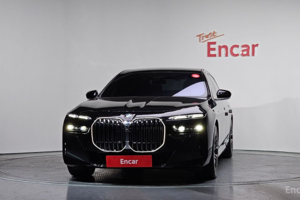 2024 BMW 7 серии с пробегом 30 781 км