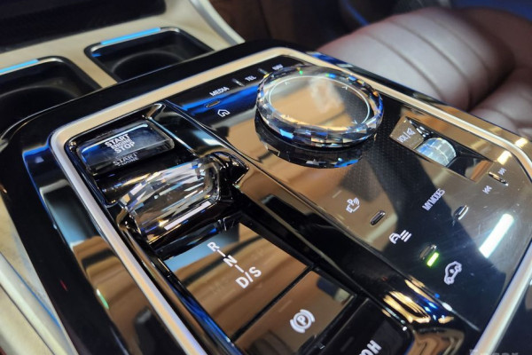 2024 BMW 7 серии с пробегом 4 300 км