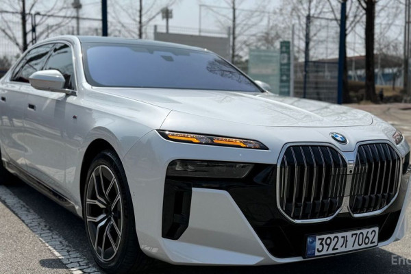 2024 BMW 7 серии с пробегом 35 900 км
