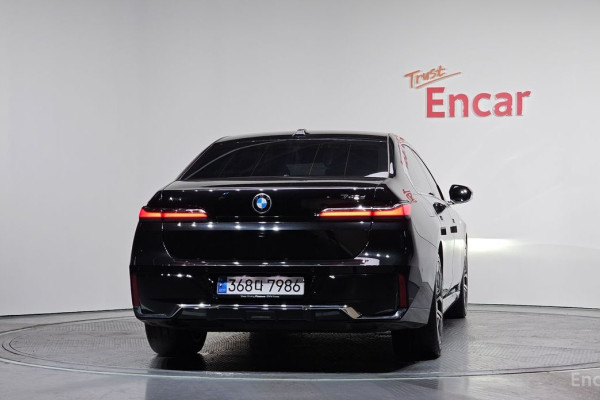 2024 BMW 7 серии с пробегом 30 781 км