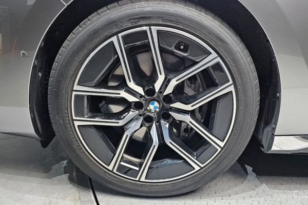 2025 BMW 7 серии с пробегом 16 241 км