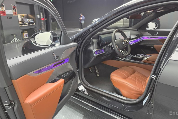 2025 BMW 7 серии с пробегом 17 598 км