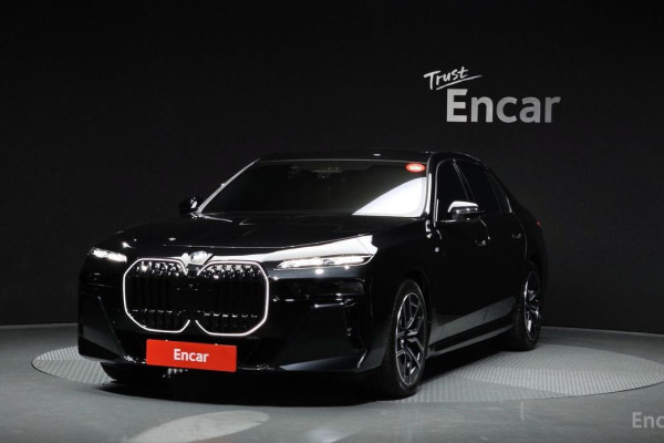 2025 BMW 7 серии с пробегом 12 203 км