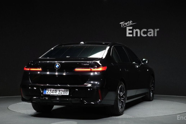 2025 BMW 7 серии с пробегом 12 203 км