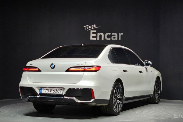 2025 BMW 7 серии с пробегом 4 367 км