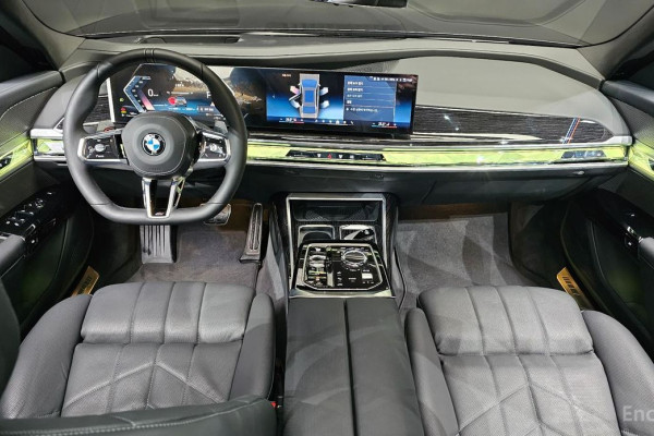 2025 BMW 7 серии с пробегом 10 229 км