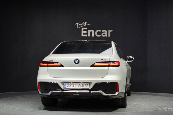 2025 BMW 7 серии с пробегом 4 367 км