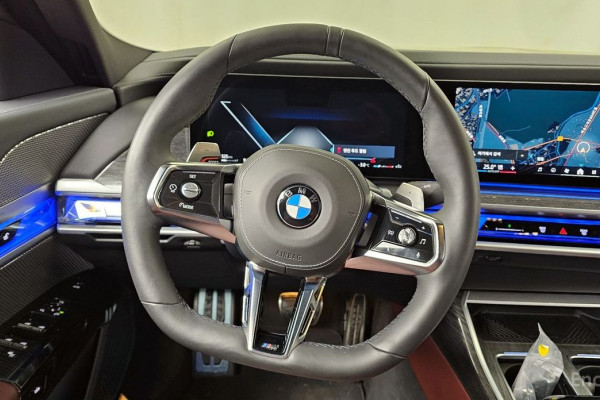 2024 BMW 7 серии с пробегом 30 781 км