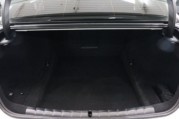 2023 BMW 7 серии с пробегом 28 127 км