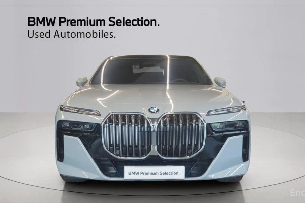 2024 BMW 7 серии с пробегом 13 650 км