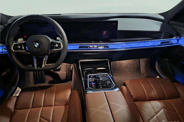 2024 BMW 7 серии с пробегом 13 650 км