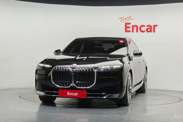 2023 BMW 7 серии с пробегом 21 609 км
