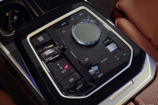 2024 BMW 7 серии с пробегом 13 650 км