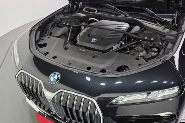 2023 BMW 7 серии с пробегом 21 609 км