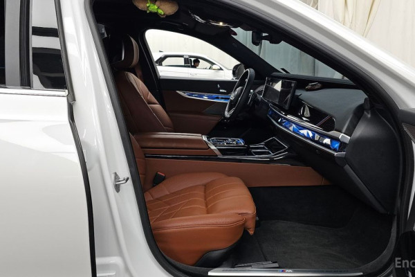 2025 BMW 7 серии с пробегом 4 367 км