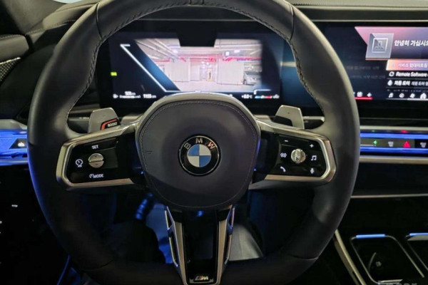 2024 BMW 7 серии с пробегом 13 650 км