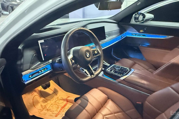 2024 BMW 7 серии с пробегом 35 900 км