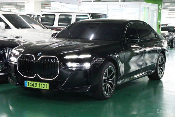 2024 BMW 7 серии с пробегом 31 383 км