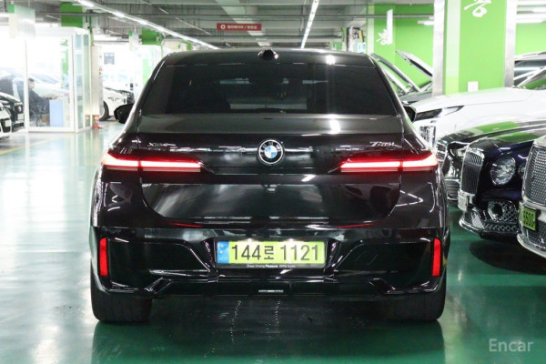 2024 BMW 7 серии с пробегом 31 383 км