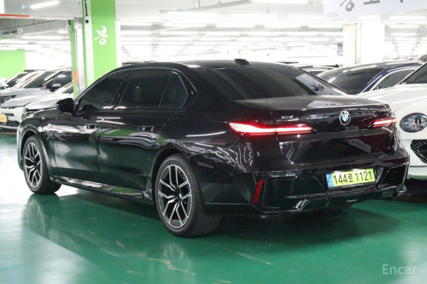2024 BMW 7 серии с пробегом 31 383 км