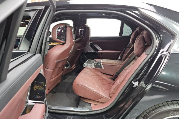 2025 BMW 7 серии с пробегом 17 689 км