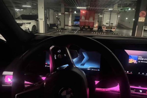 2025 BMW 7 серии с пробегом 14 400 км