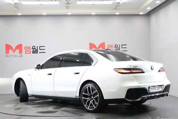 2024 BMW 7 серии с пробегом 19 539 км