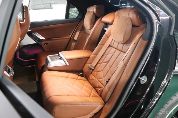 2024 BMW 7 серии с пробегом 31 383 км