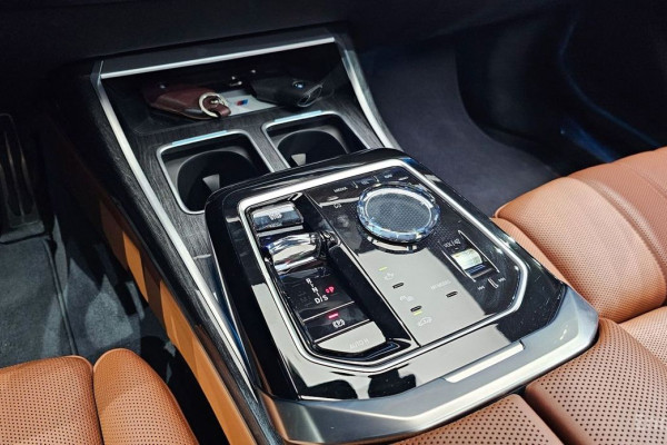 2024 BMW 7 серии с пробегом 25 959 км