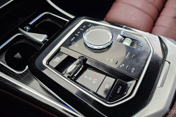 2025 BMW 7 серии с пробегом 18 148 км