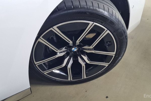 2024 BMW 7 серии с пробегом 15 500 км