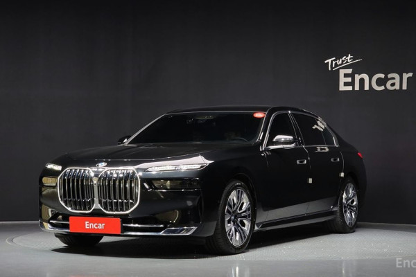 2023 BMW 7 серии с пробегом 38 555 км
