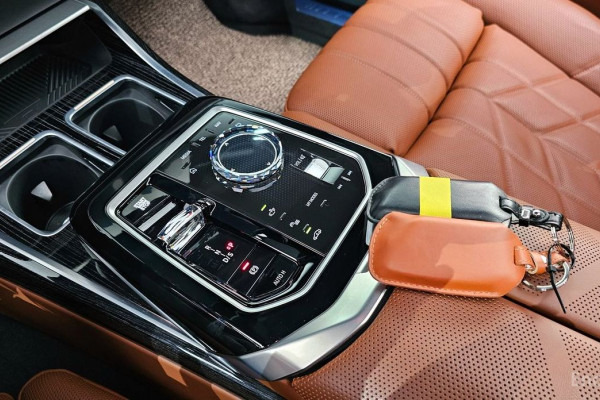 2025 BMW 7 серии с пробегом 11 146 км