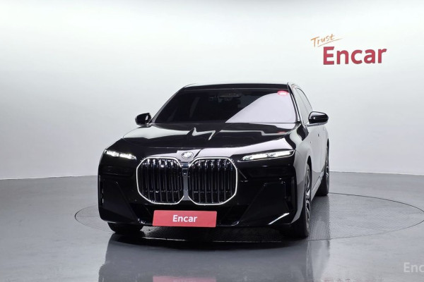 2023 BMW 7 серии с пробегом 30 365 км