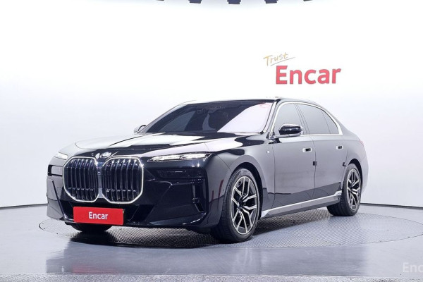 2025 BMW 7 серии с пробегом 28 815 км