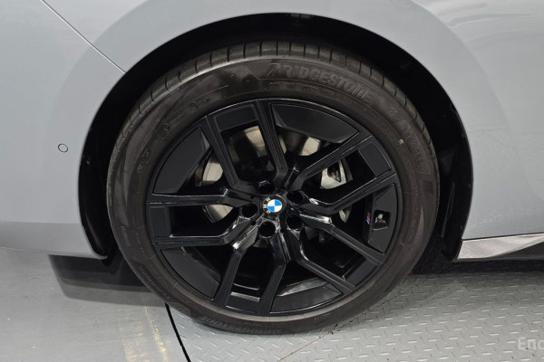 2025 BMW 7 серии с пробегом 15 744 км