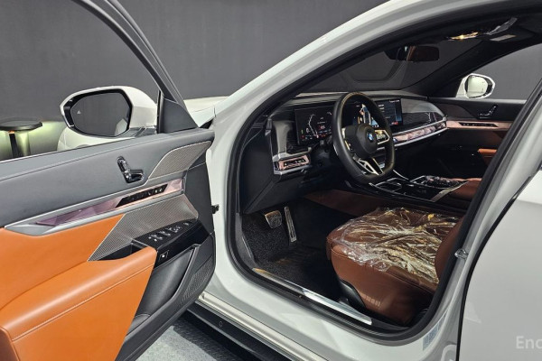 2025 BMW 7 серии с пробегом 20 255 км