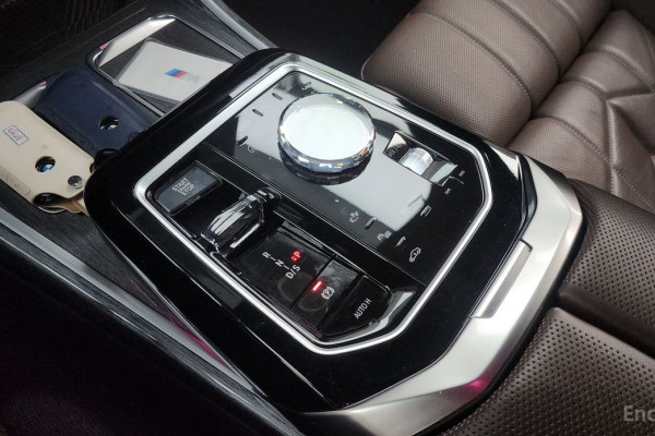 2023 BMW 7 серии с пробегом 32 379 км