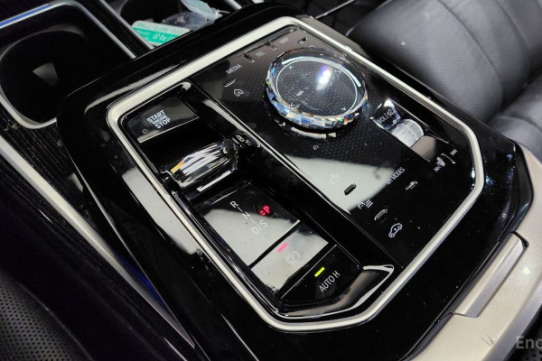 2025 BMW 7 серии с пробегом 6 825 км